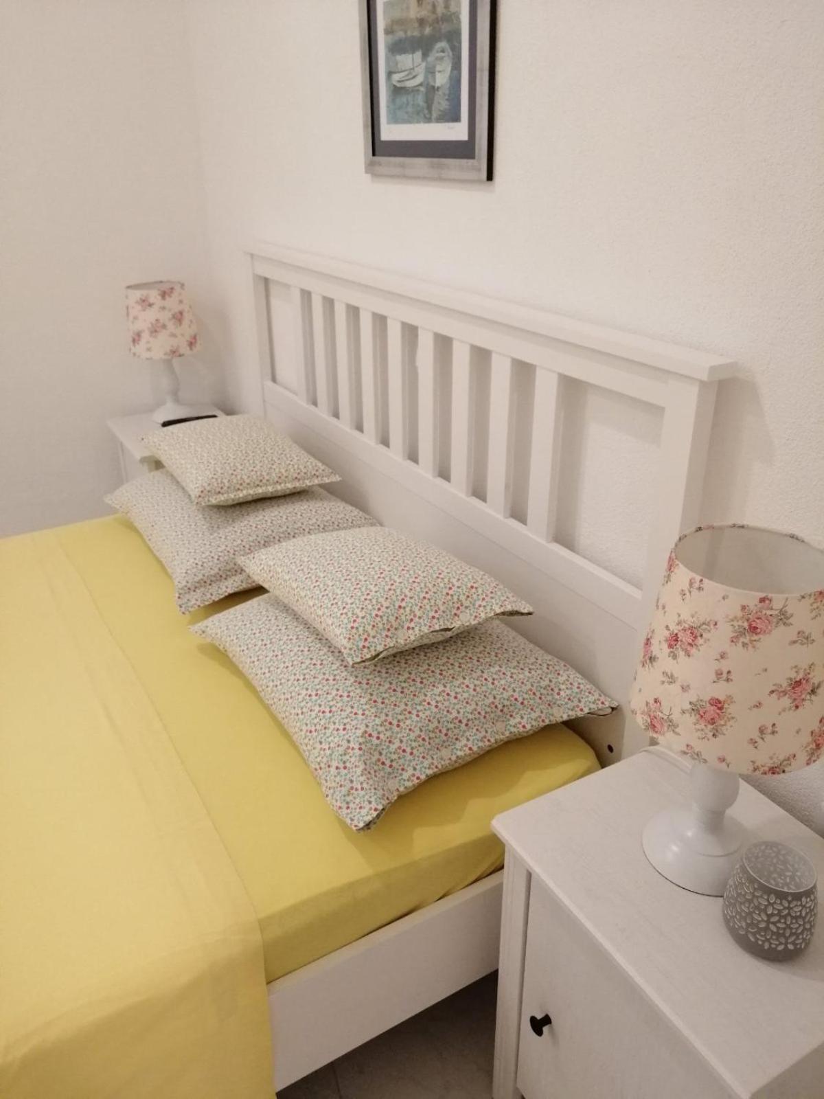 Apartment In Vis Historic Center - Mikula, Ljubica, Toma Rum bild